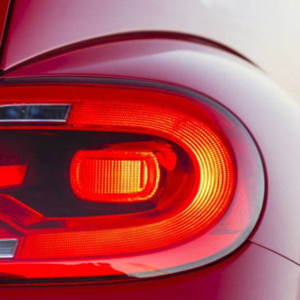 Rücklicht von rotem New Beetle